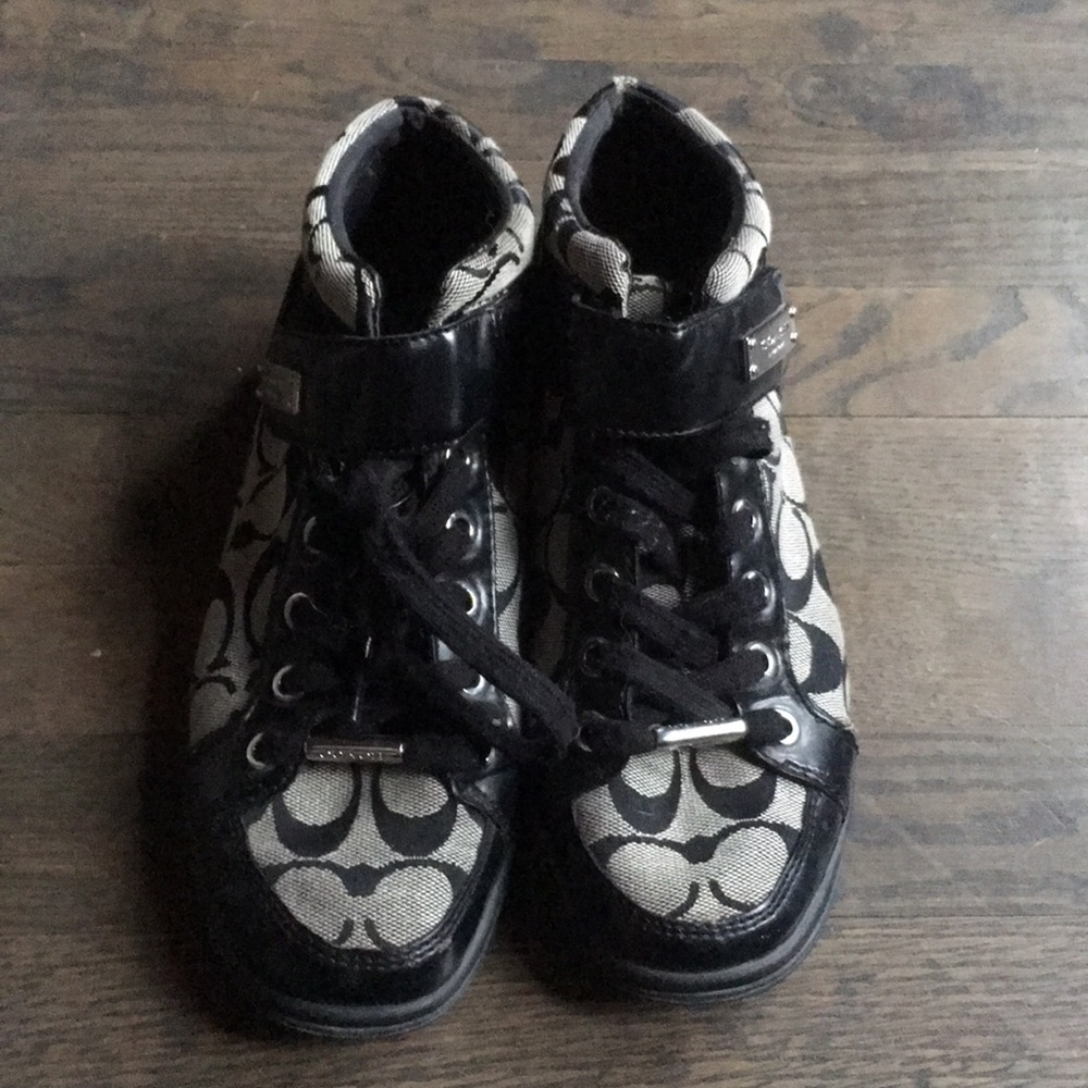 Authentic COACH sneaker